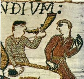 Tocador de trompa em uma cena da tapeçaria de Bayeux (1066) - Flatschart Horns