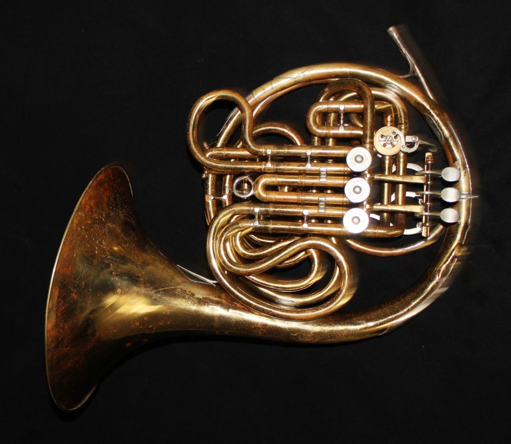 Moelo de 1912, vista frontal  - Fonte: Hampson Horns - Flatschart Horns