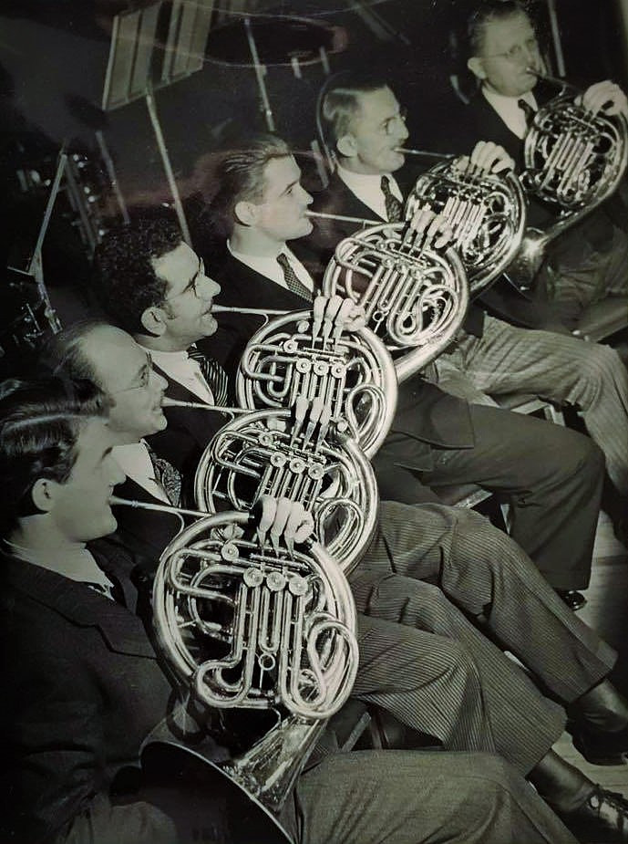 Trompas da Filarmônica de Nova York em 1940 - Fonte: Roger Kaza da comunidade 
Eduard Kruspe Horns - Flatschart Horns